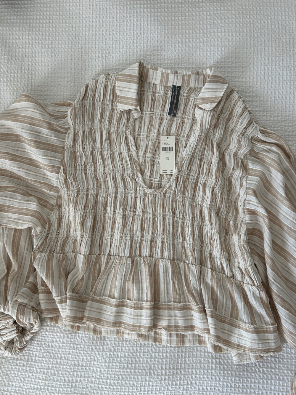 Anthropologie Balloon-Sleeve Scoop-Neck Collared Blouse
Beige